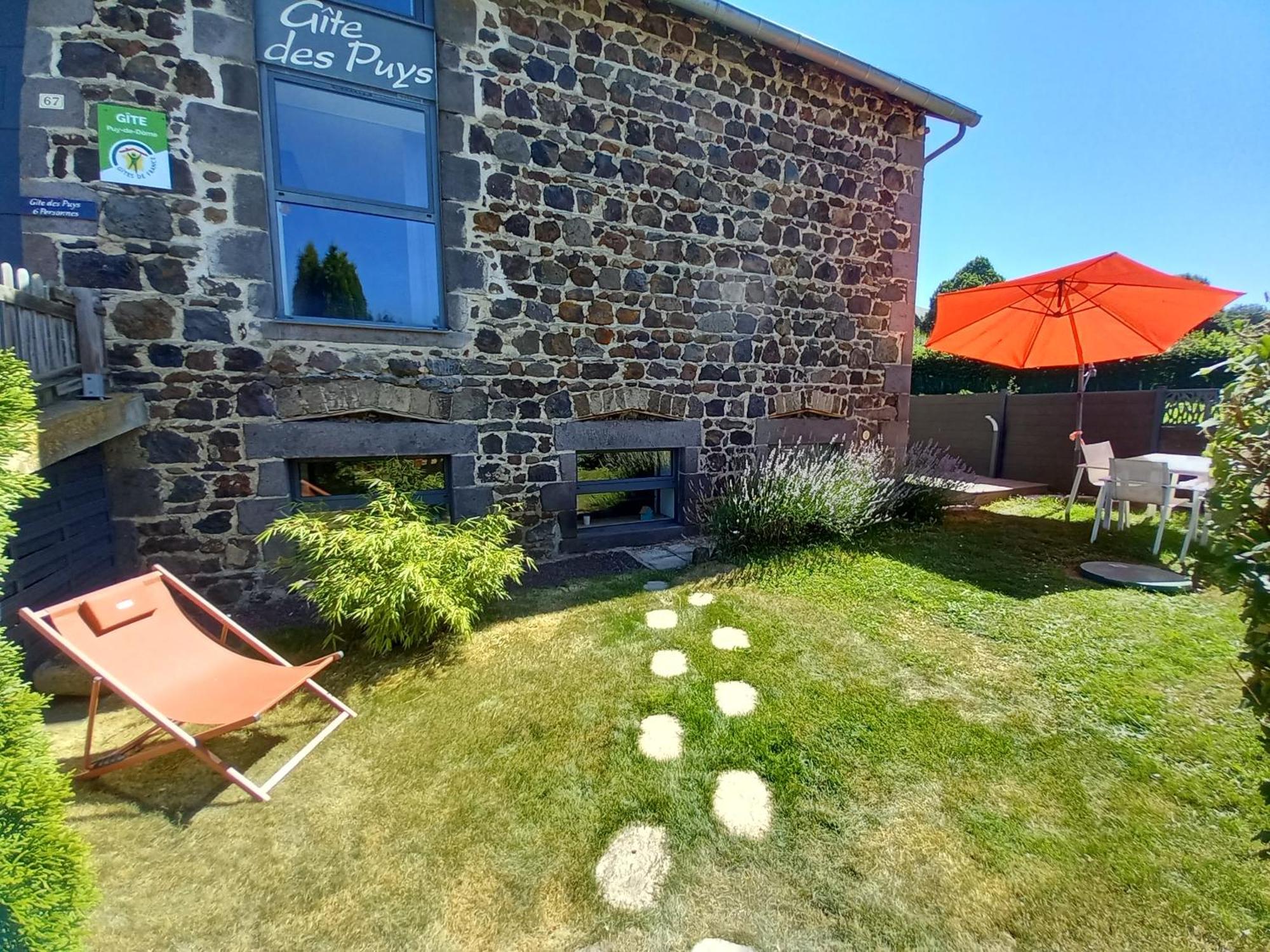 & Cocon Des Puys - Au Coeur Des Volcans D'auvergne Casa vacanze *