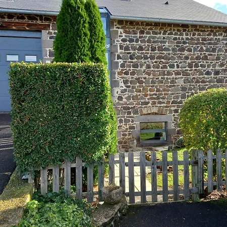 Gites & Cocon Des Puys - Au Coeur Des Volcans D'Auvergne Nébouzat Extérieur photo